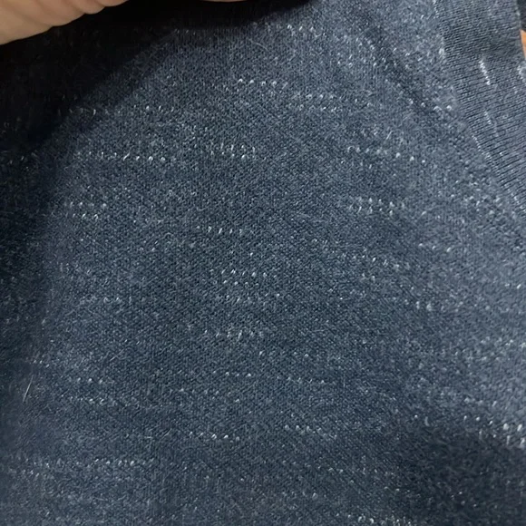 Bundle of 2 Haggar Men's Long Sleeve Tops in Navy and Light Gray- Size Large - Picture 4 of 5